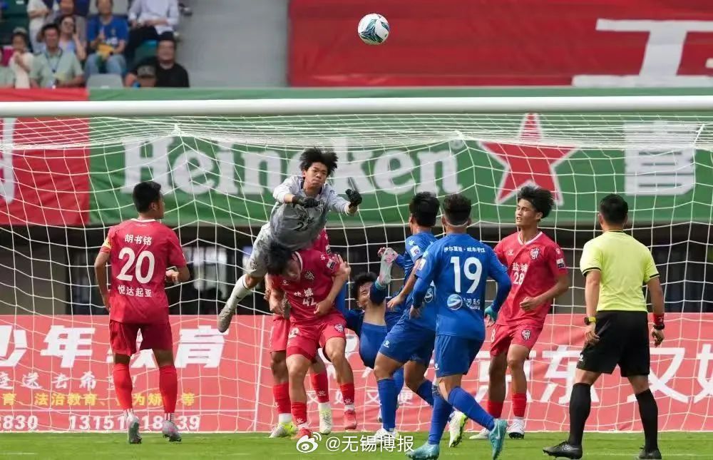 无锡客场2-0盐城无锡客场2-0盐城，一场精彩绝伦的较量